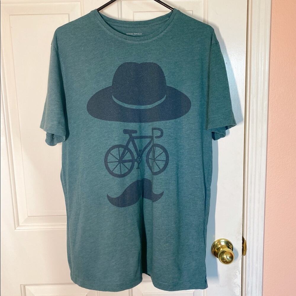 Banana Republic Green Graphic Top Shirt Short Sleeves Crewneck | L